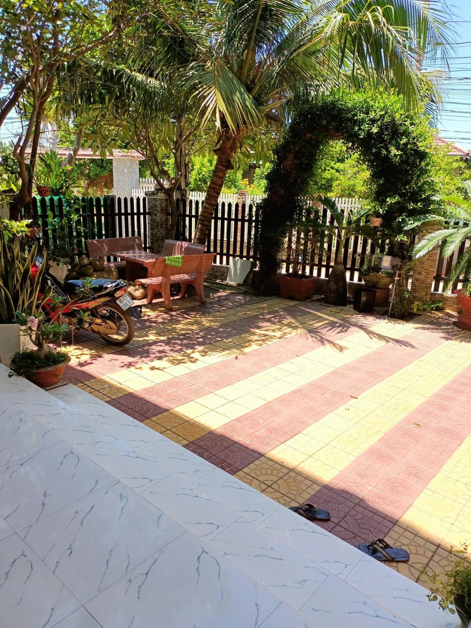 Khach San Mong An Hotel Vĩnh Hy Buitenkant foto