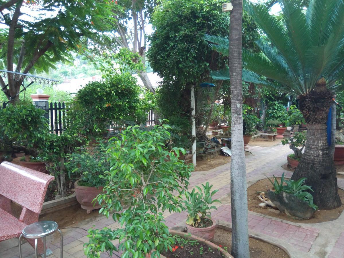 Khach San Mong An Hotel Vĩnh Hy Buitenkant foto