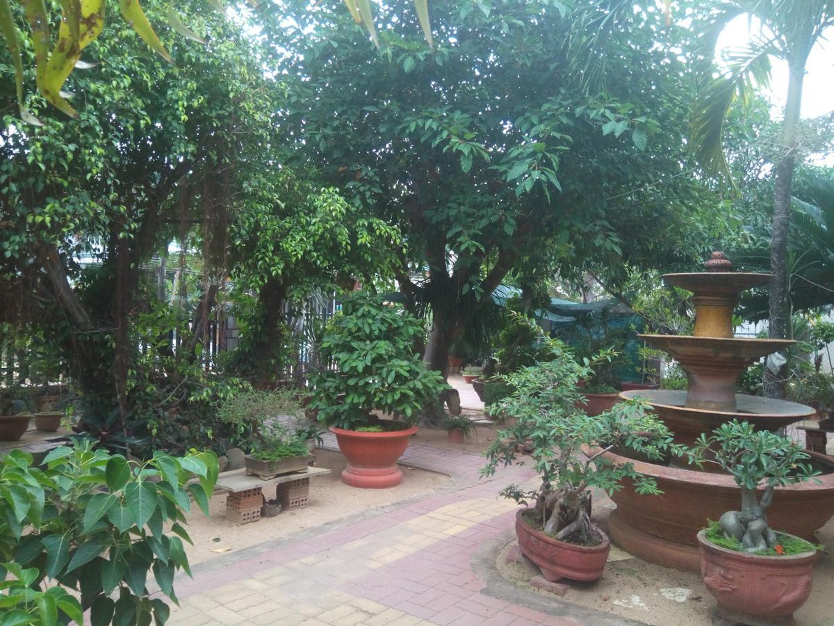 Khach San Mong An Hotel Vĩnh Hy Buitenkant foto